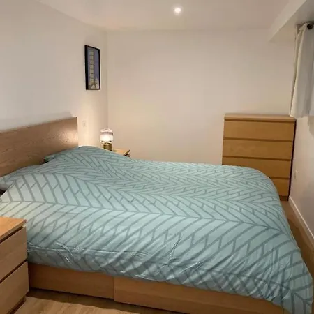 Le Petit Repozoir, Halte Entre Paris Et Apartment Ozoir-la-Ferriere